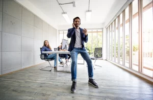 It Project Manager Talking To A Client During Meeting Break