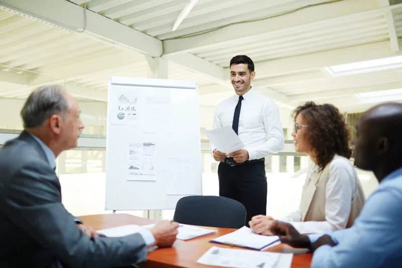 Introvert Employee Presenting A Report To Management 1024X683 1