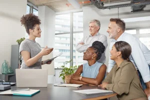 employee showcasing impressive communication skills