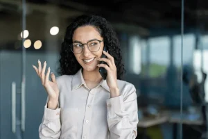 job seeker answering phone interview questions